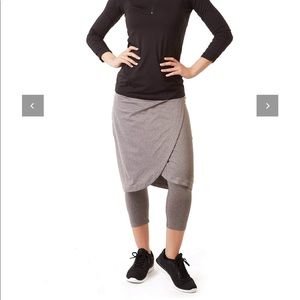 Snoga athletics faux wrap skirt (gray)